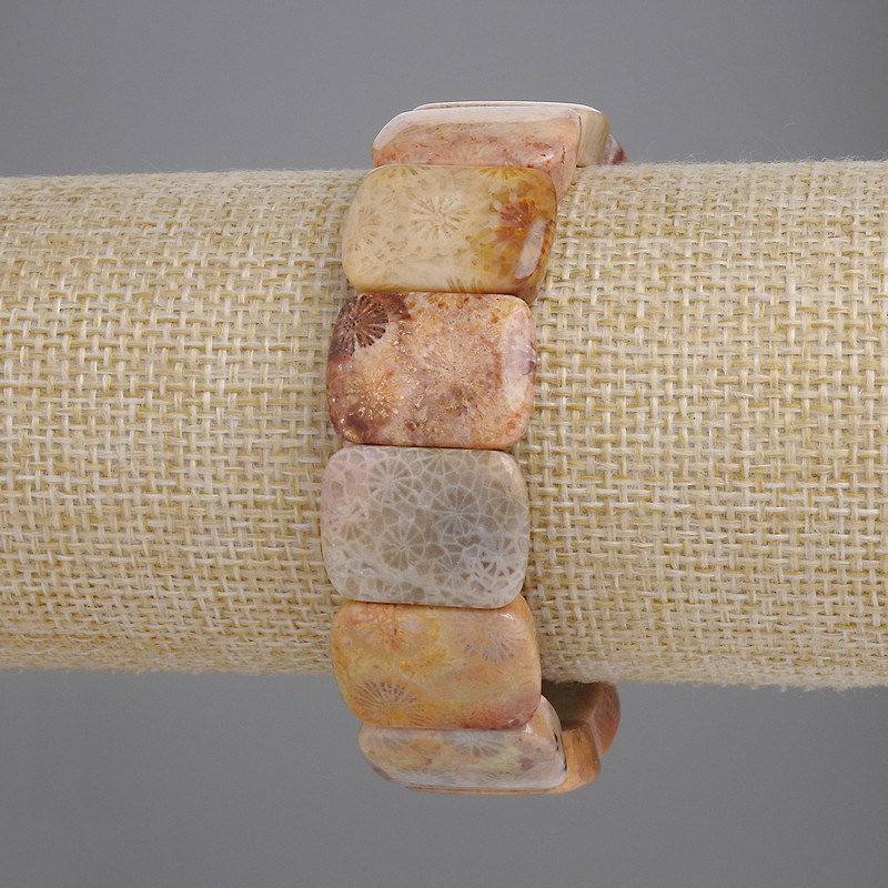 Fossilised Coral Link Bracelet, diameter 20x15mm+-, length 18cm +- stretch