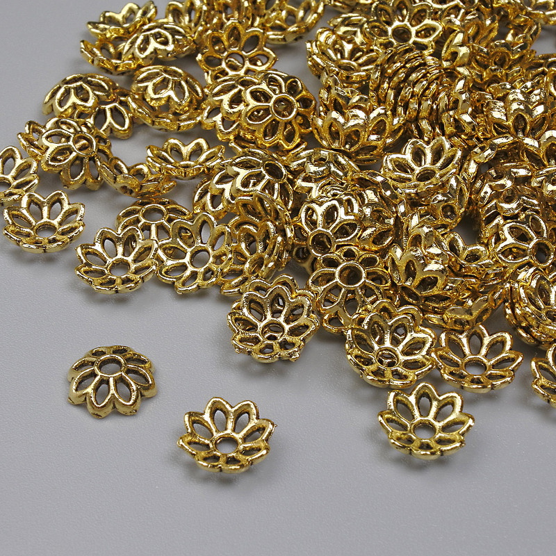 Bead Cap Finding, gold-tone metal, diameter 7x1mm+/-, hole diameter 1.5mm+/-, pack 20g (~143pcs)