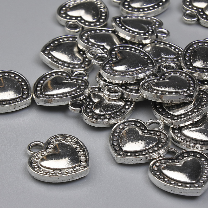 Heart Pendant Charm, Silver Metal Colour, Diameter 13x11.5mm+/-, Pack 20g (~21pcs)