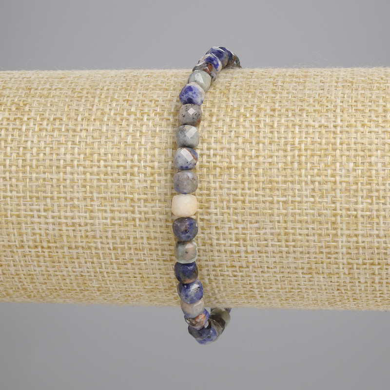 Sodalite Bracelet Faceted Cube 4.5x4.5mm+-, Length 18cm+- Stretch