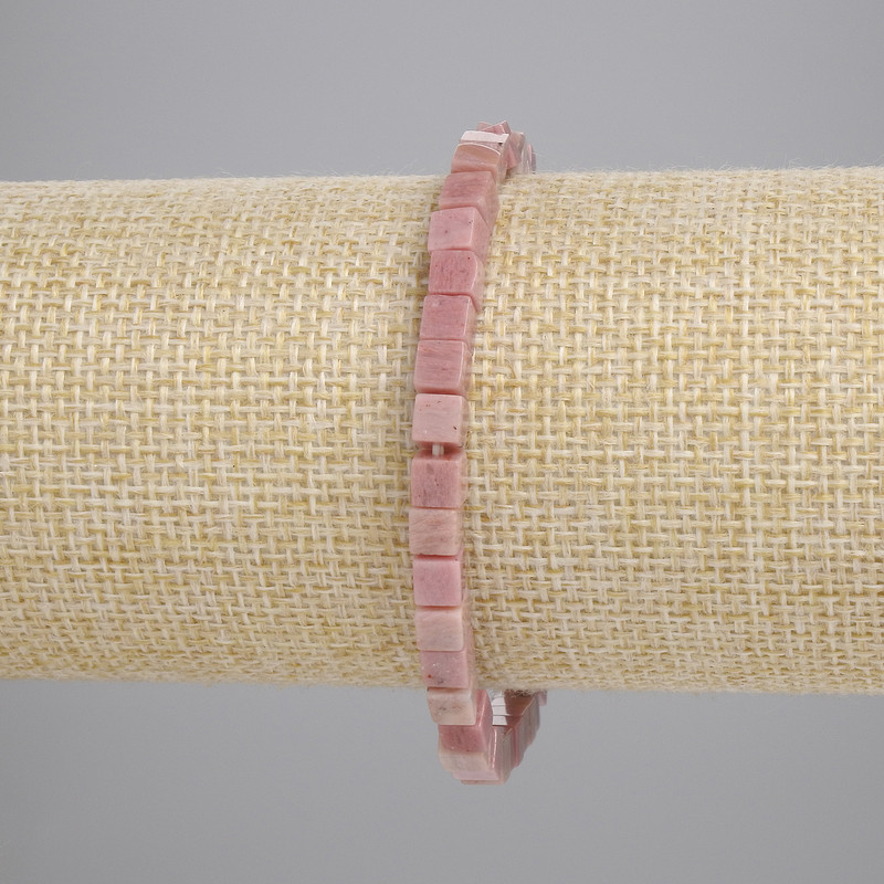 Rhodonite Bracelet Cube 4.5x4.5mm+-, Length 18cm+- Stretch