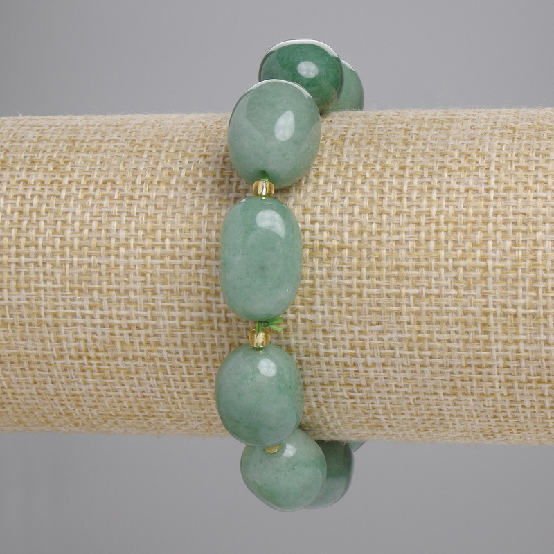 Bracelet Jade Tumbled, diameter 17-18x11.5-13mm+- seed beads 3mm+-, length 18cm+- stretch