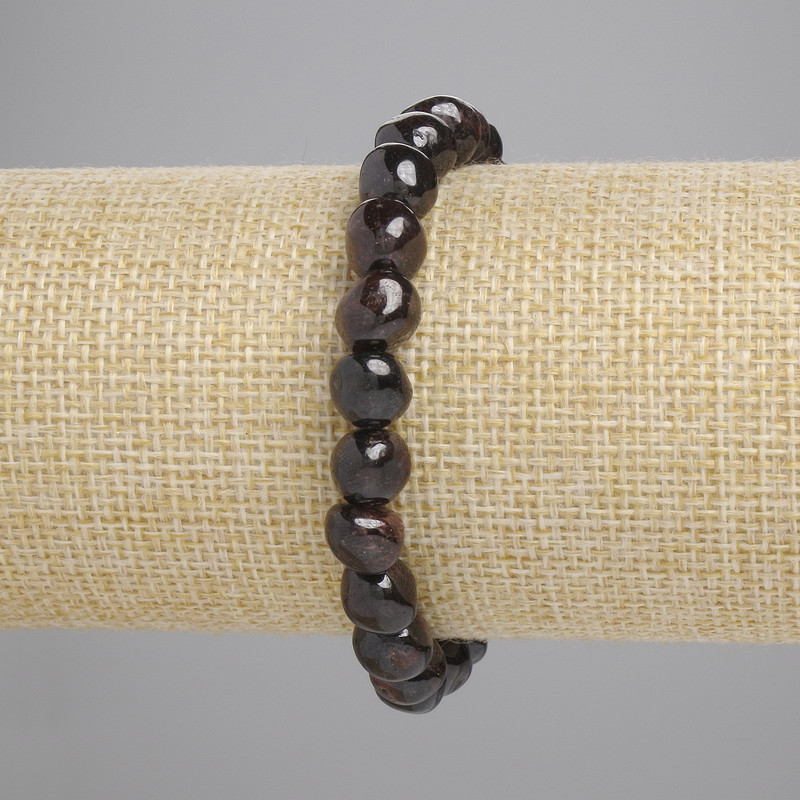 Bracelet Garnet Tumbled, diameter 7.5-9x8mm+-, length 18cm+- stretch