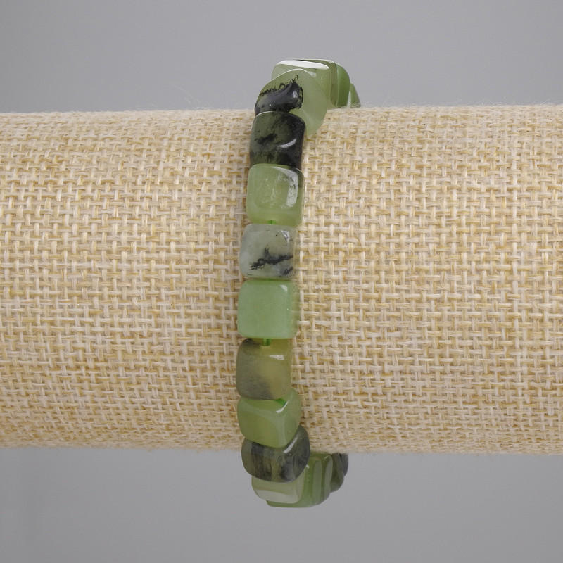 Prehnite Bracelet, cube beads, 7mm+/- diameter, 18cm+/- length, stretch