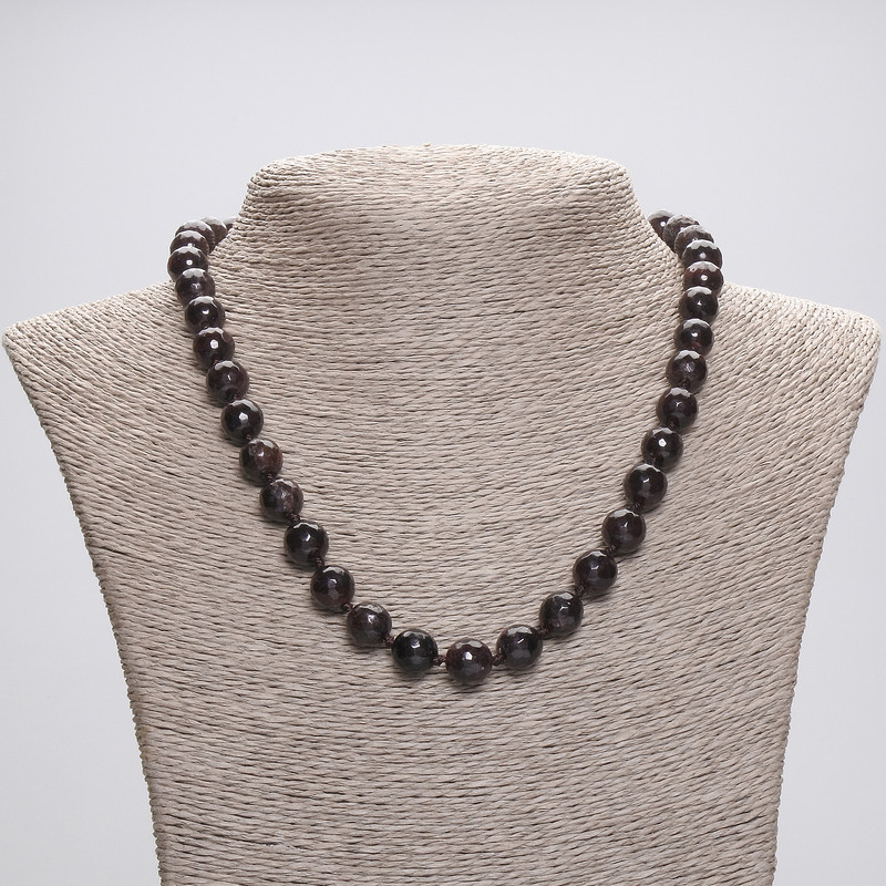 Garnet Necklace, Faceted Round Beads, Diameter 9mm+-, Length 45cm+- with Clasp