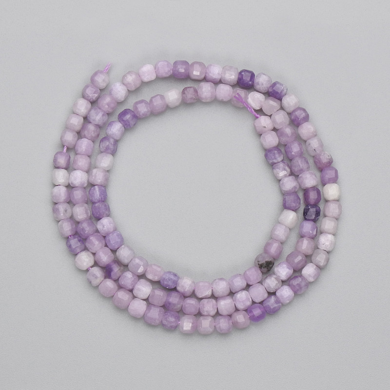 Lepidolite Beads Faceted Cube, diameter 3x3mm+/- on thread, length 38cm+