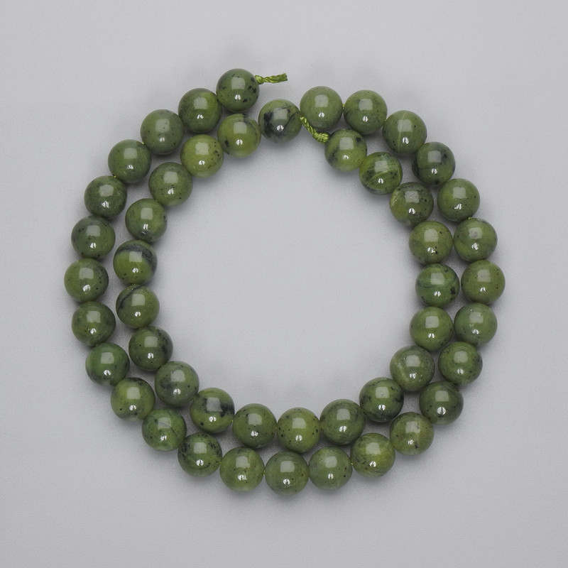 Jadeite Beads Smooth Ball 8.5mm Diameter, 38cm+/- onThread