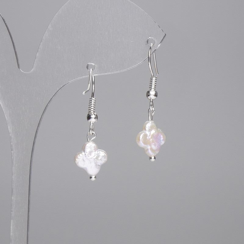 Baroque Pearl Clover Earrings 10mm+-, length 30mm+-