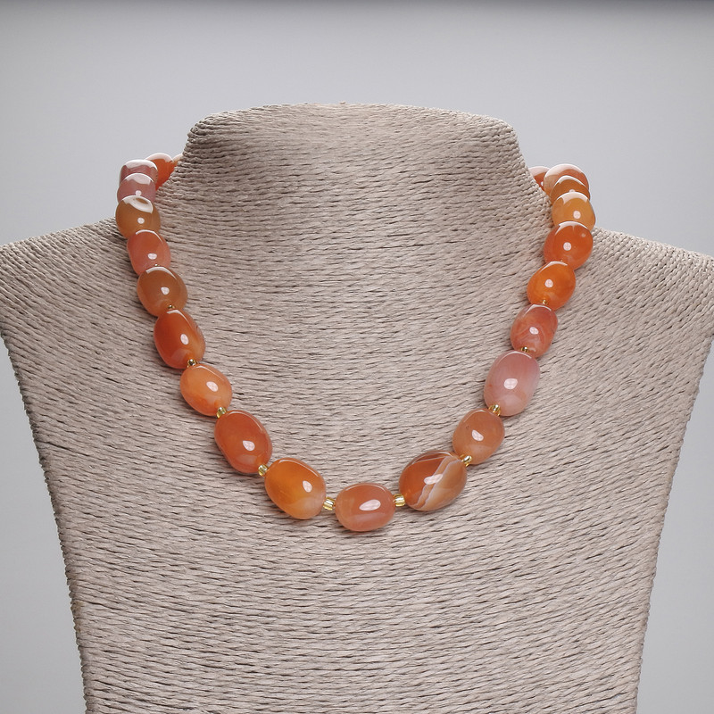 Carnelian and Sardonyx Faceted Bead Necklace 14-16×11-12 mm ± + 3 mm seed beads, 45 cm ± with clasp