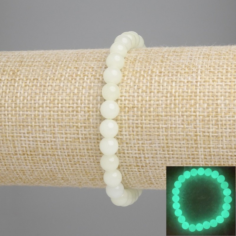 Onyx Bracelet (Green Glow) Smooth Round Bead, Diameter 6mm+/-, Length 18cm+/- Stretch