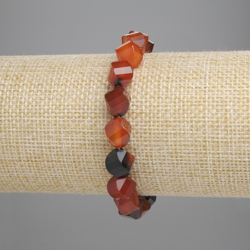 Agate Bead Bracelet with Faceted Diamond-shaped Beads 10x8mm, length 18cm, stretch