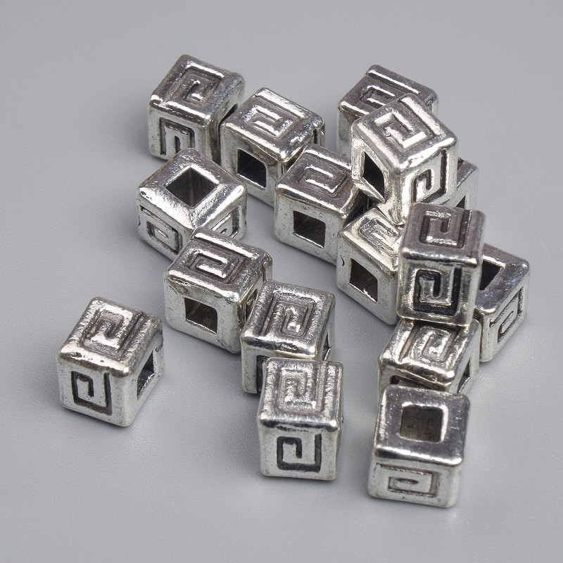 Bead Insertion Findings Color: Silver, hole 3mm±, bead diameter 6.5×6.5mm, packaging ~16 pcs