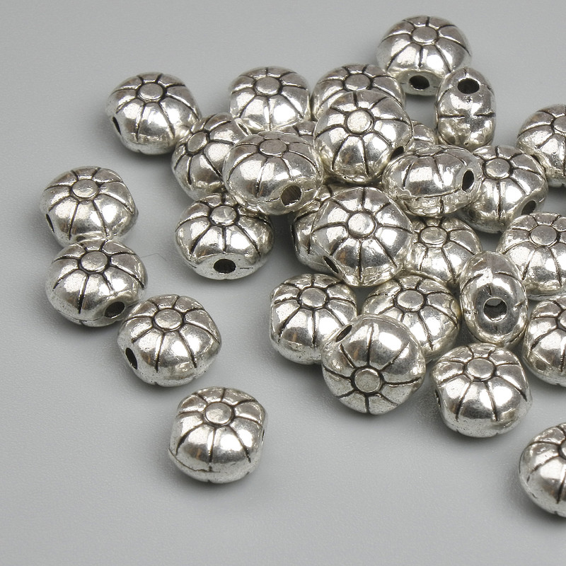 Bead insert, metal colour silver, bead diameter 5.5 mm±, hole diameter 1.3 mm±, packaging 20 g ~32 pcs.