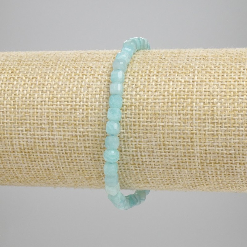 Amazonite Bracelet Faceted Cube, 4x4mm, stretchy, 18cm long