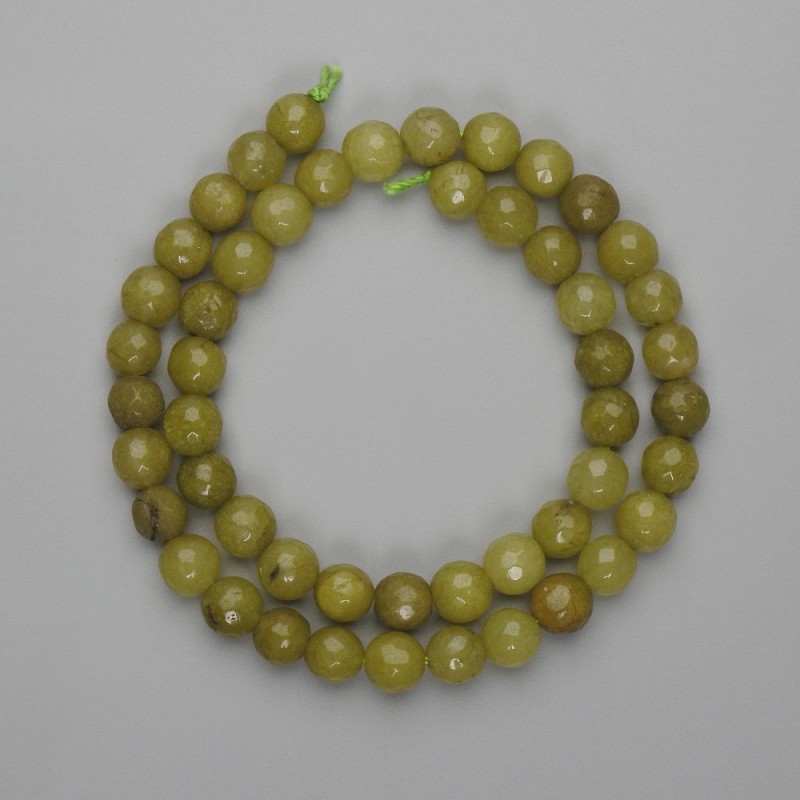 Chrysoprase (Chrysolite) Beads Faceted Ball 7.5mm, 38cm long on thread