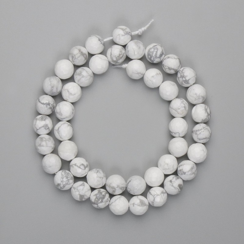Kahulong faceted round beads, 8.5mm diameter ±, 37cm length ± on a thread