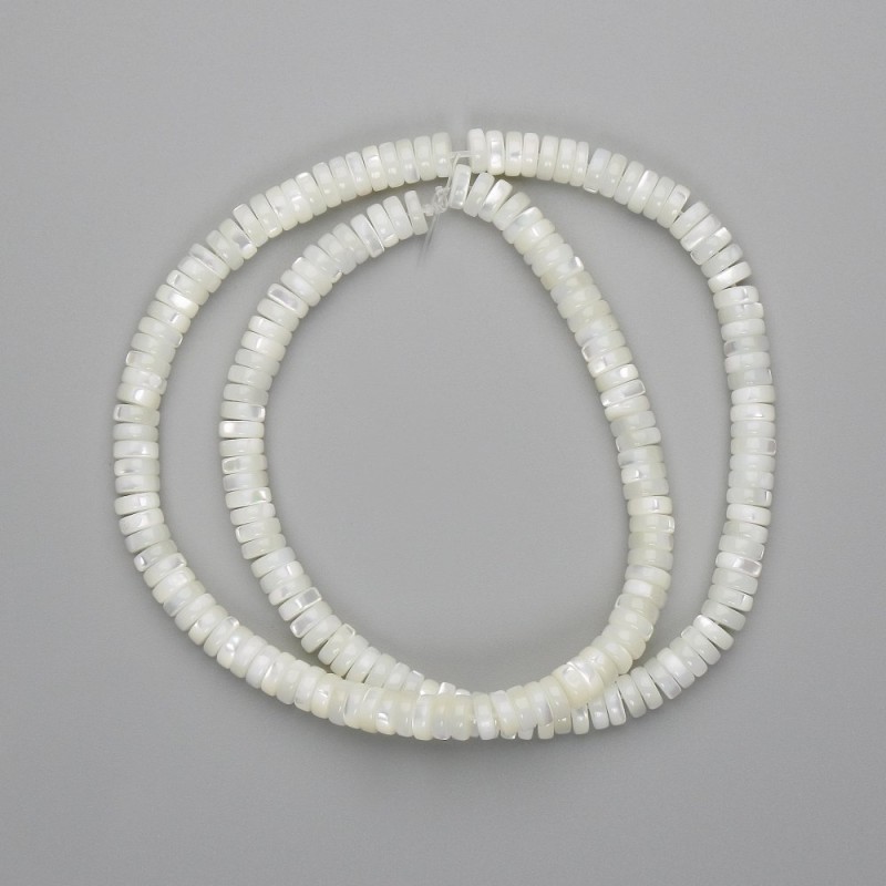 Mother-of-P pearl rondelle beads, diameter 5 mm x 2 mm, 40 cm length on a thread