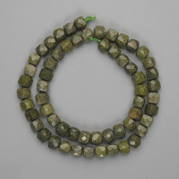 Serpentine Beads Faceted Cube 7x7mm ±, length 39cm ± on thread