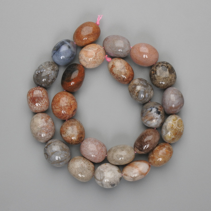Beads Fossilised Coral Nuggets 14-16×13-15 mm ±, thread length 39 cm ±