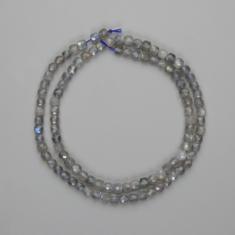 Labrodore Beads Faceted Cube 4x4mm +-, length 39cm+- on a thread