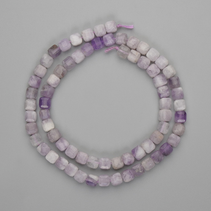 Amethyst Beads, Faceted Cube 5.5×5.5 mm, 39 cm Length on Thread