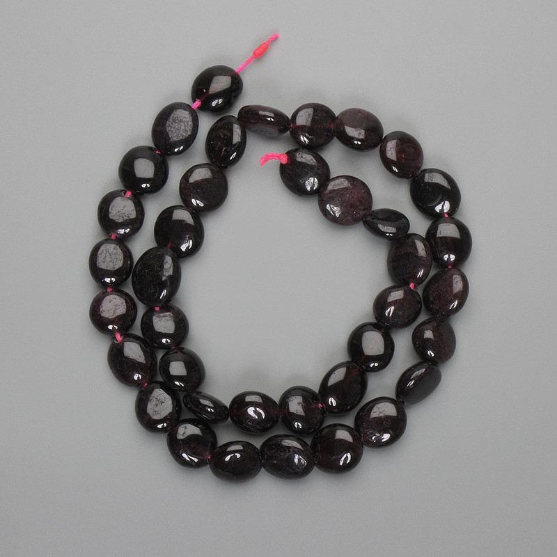 Garnet Beads Coin-Cabochon 9-10x9-10mm+-, thread length about 41cm