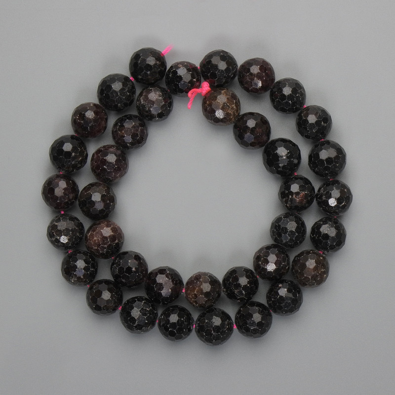 Garnet Beads faceted ball 10mm, on a thread, length 36cm±