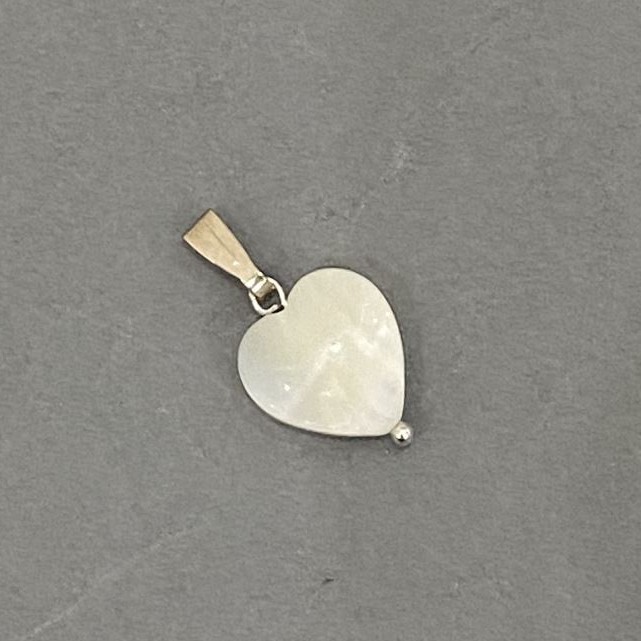 Mother-of-pearl Heart Pendant 12mm +-, length 20mm+-