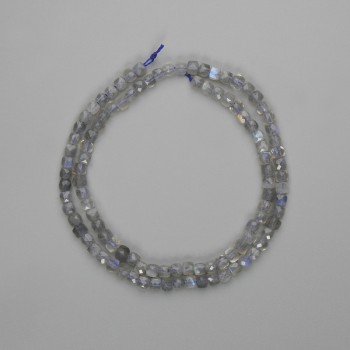 Labradorite Beads Faceted Cube 3.5×3.5 mm, 39 cm on Thread
