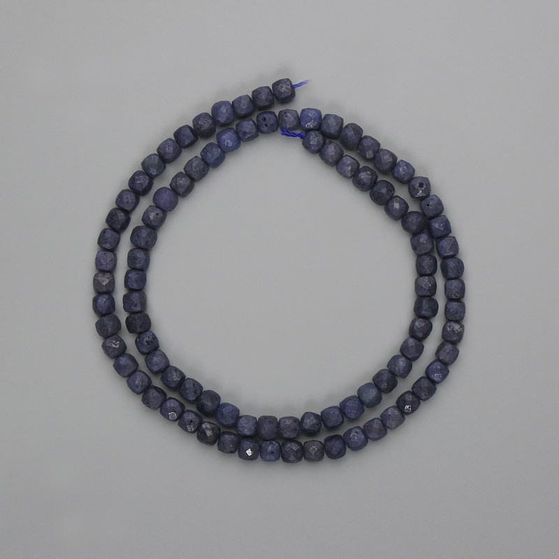 Natural Sapphire Beads Uncut Faceted Cube 4x4mm, on Thread, 39cm