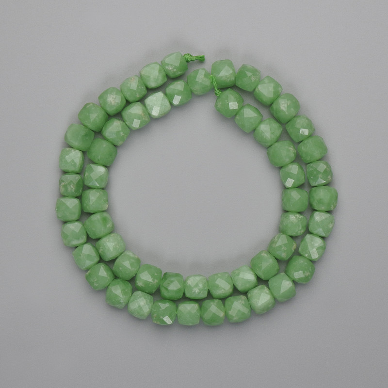Chrysoprase Olivine Faceted Cube Beads 7×7mm±, length 39cm+