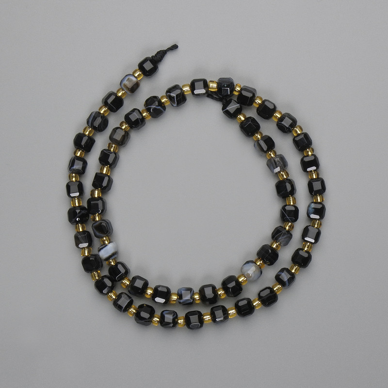 Agate Beads Faceted Cube 5x5mm+ Seed Beads 3mm+-, Length 38cm+