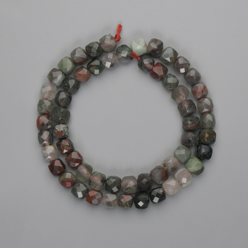 Heliotrope Faceted Cubes Beads 7x7mm, length 39cm
