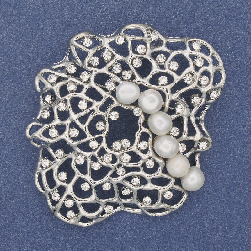 Brooch Pendant Accent with White Pearls and Rhinestones, Silver Metal 55x64mm+