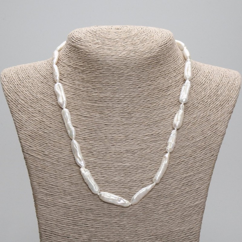 Necklace of natural baroque pearls, diameter 24-26×7mm±, length 45cm±, 5cm extender chain