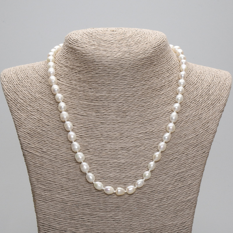 Necklace of natural freshwater pearls 8.5–9×6–7 mm, length 45 cm ± 5 cm extension chain