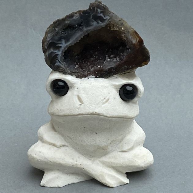 Souvenir Frog Figurine with Druze 83x60x35 mm+