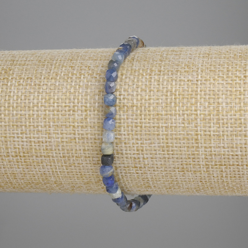 Kianite Beads Faceted Cube Bracelet, 4x4mm cubes, 18cm stretch