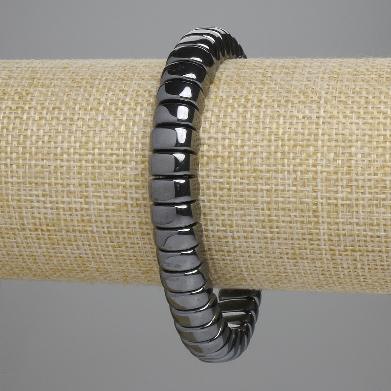 Hematite Bead Bracelet Half-Circle Rondelle 5×5 mm, stretchy, 18 cm