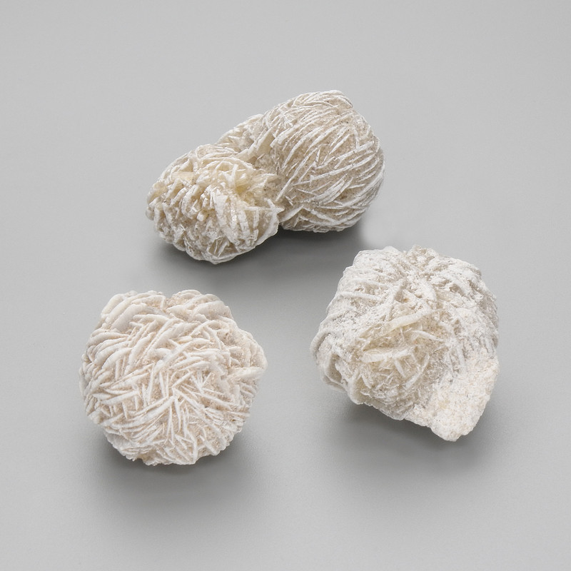 Desert Rose Natural Stone, diameter 23-30mm± (assorted sizes) (price per 100 g)