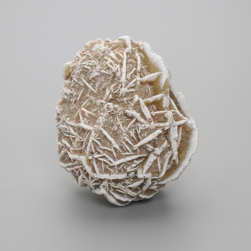 Desert Rose Stone Souvenir, diameter 65×80 -110×70mm± (assorted sizes) weight from 280g. (Price per 100 g)