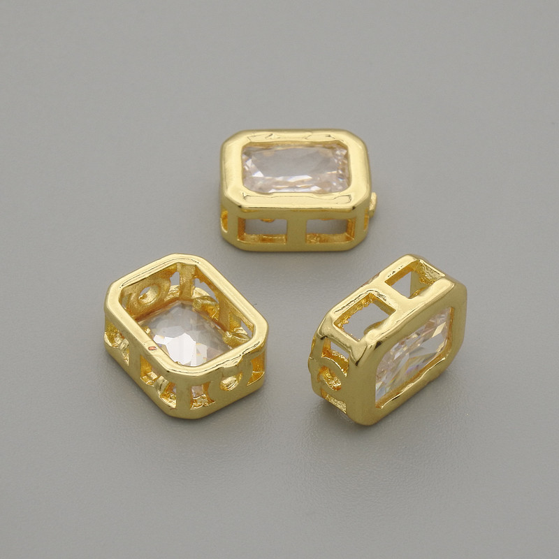 Bead setting insert white crystal in gold tone 9×7mm± hole 1.3mm± per piece