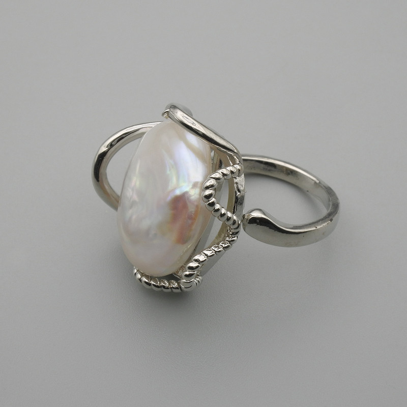 Baroque stud with Pearl in a silver setting ~, diameter 20-22mm± blank