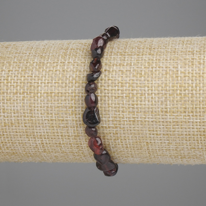 Garnet Faceted Bead Bracelet, 6-8×5-6 mm diameter, 18 cm length ± stretch