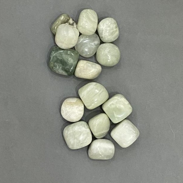 Jadeite Tumbled Natural Stone 22x19mm (+-) packaged 179 g