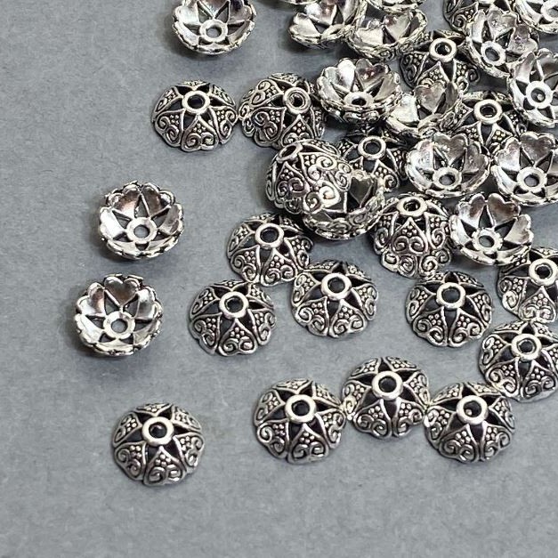 Cap/Cap-cap for bead cap in silver colour, diameter 8x1mm± hole 2mm± packaging ~40pcs +