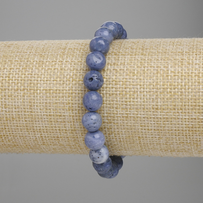 Porous coral bracelet with smooth beads, diameter 8mm±, length 18cm± stretch