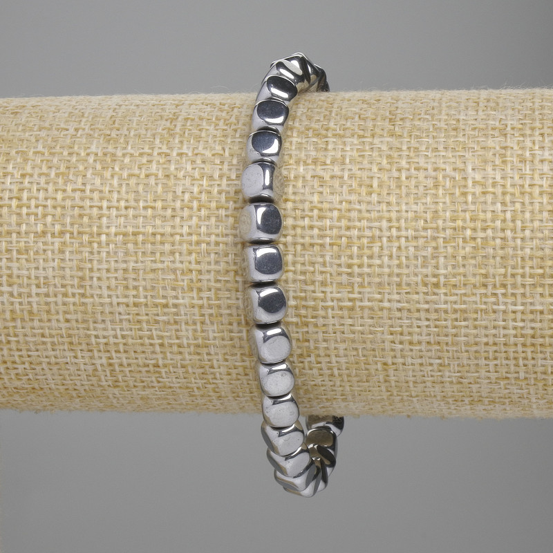 Bracelet Hematite Cube, diameter 5, 5×5, 5mm±, colour silver, length 18cm±, stretch