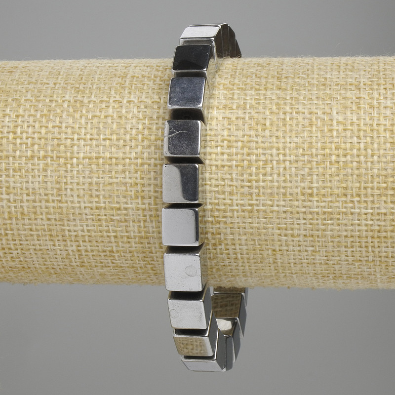 Hematite Cube Bracelet, diameter 8x8mm±, colour silver, length 18cm±, stretch