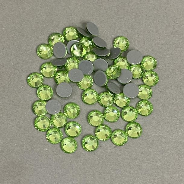Green hot-fix rhinestones, 6mm diameter, pack sizes ±